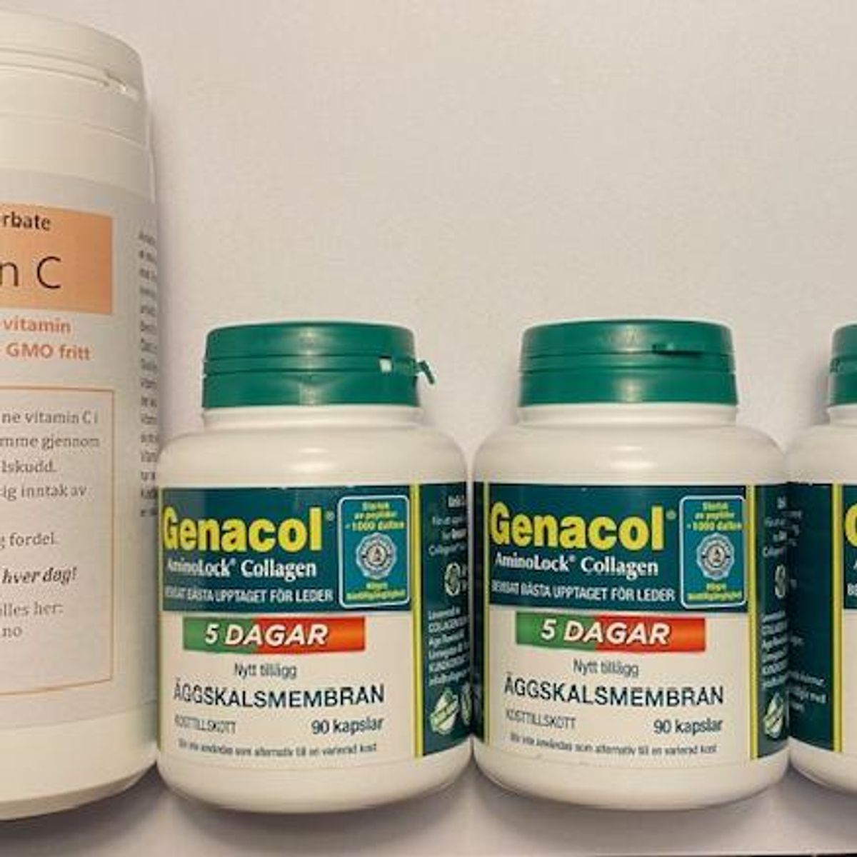 3 Genacol (kollagen) + C - vit 250 g. Utsolgt, kommer ca 20.8